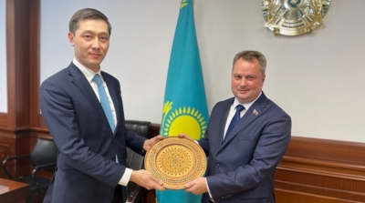 Беларусь и Казахстан намерены активнее сотрудничать в сферах промышленности и АПК