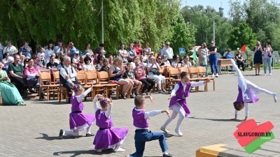 Празднование Дня города продолжается. Детские творческие коллективы района приняли участие в концертной программе «Родны мой горад – любоў мая!»