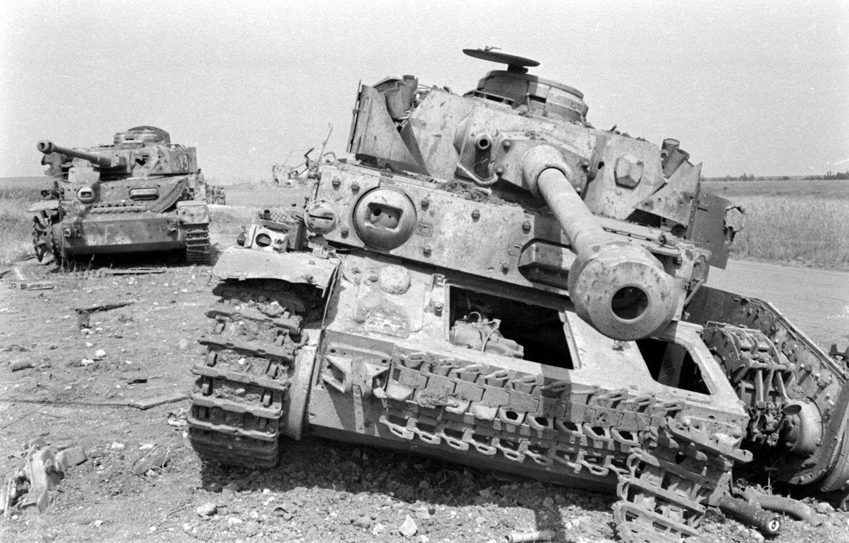 Подбитый танк тигр 2 мировая война