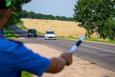 Прежде чем совершать обгон, неоднократно убедитесь в&nbsp;его безопасности!