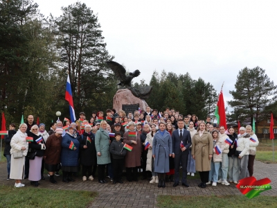 Мы&nbsp;&mdash; верные потомки отечества!