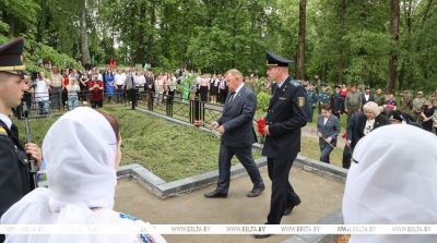 Останки более 90 жертв геноцида перезахоронили в Славгороде