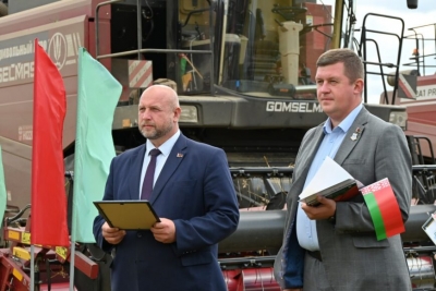 На&nbsp;Славгородчине продолжают чествовать передовиков уборочной-2026