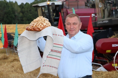 Каравай из зерна нового урожая!