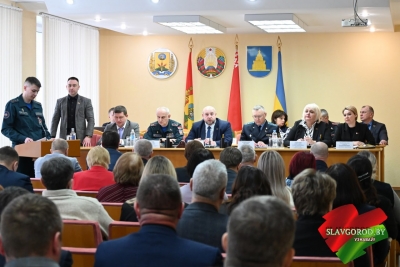 Безопасность граждан&nbsp;&amp;mdash; приоритет в&nbsp;работе органов власти: в&nbsp;Славгороде прошло заседание райисполкома
